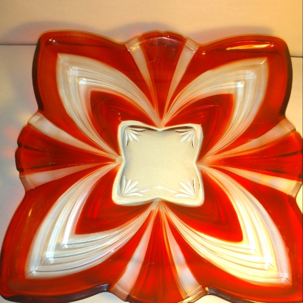 Beautifull cut 2 clear Glass  Red & clear